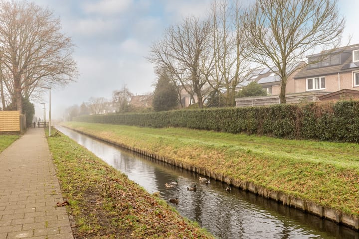 Photo 38 of Sternlaan 44