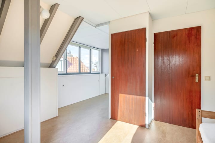 Photo 34 of Omloop 32