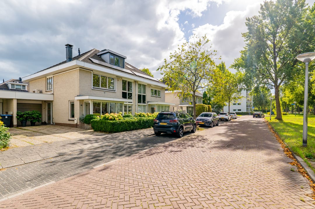 Photo 31 of Catharina van Renneslaan 4