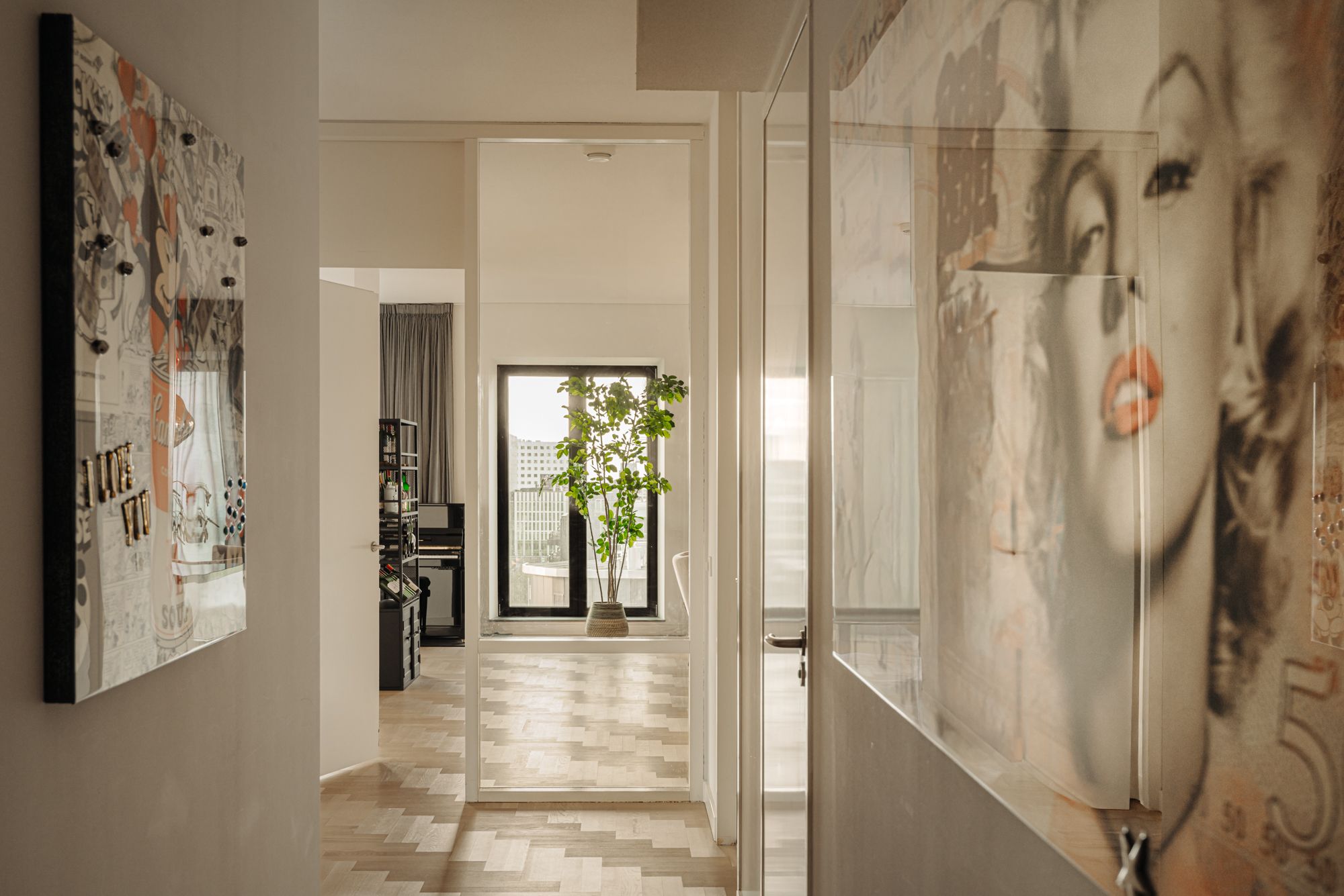 Foto 3 van Gustav Mahlerplein 195