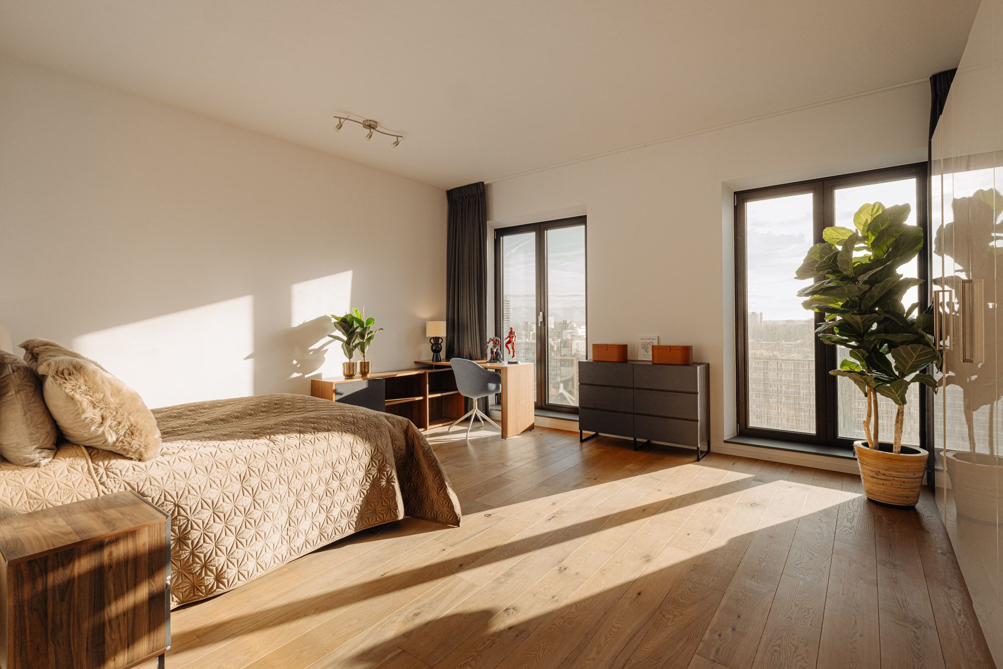 Foto 15 van Gustav Mahlerplein 195