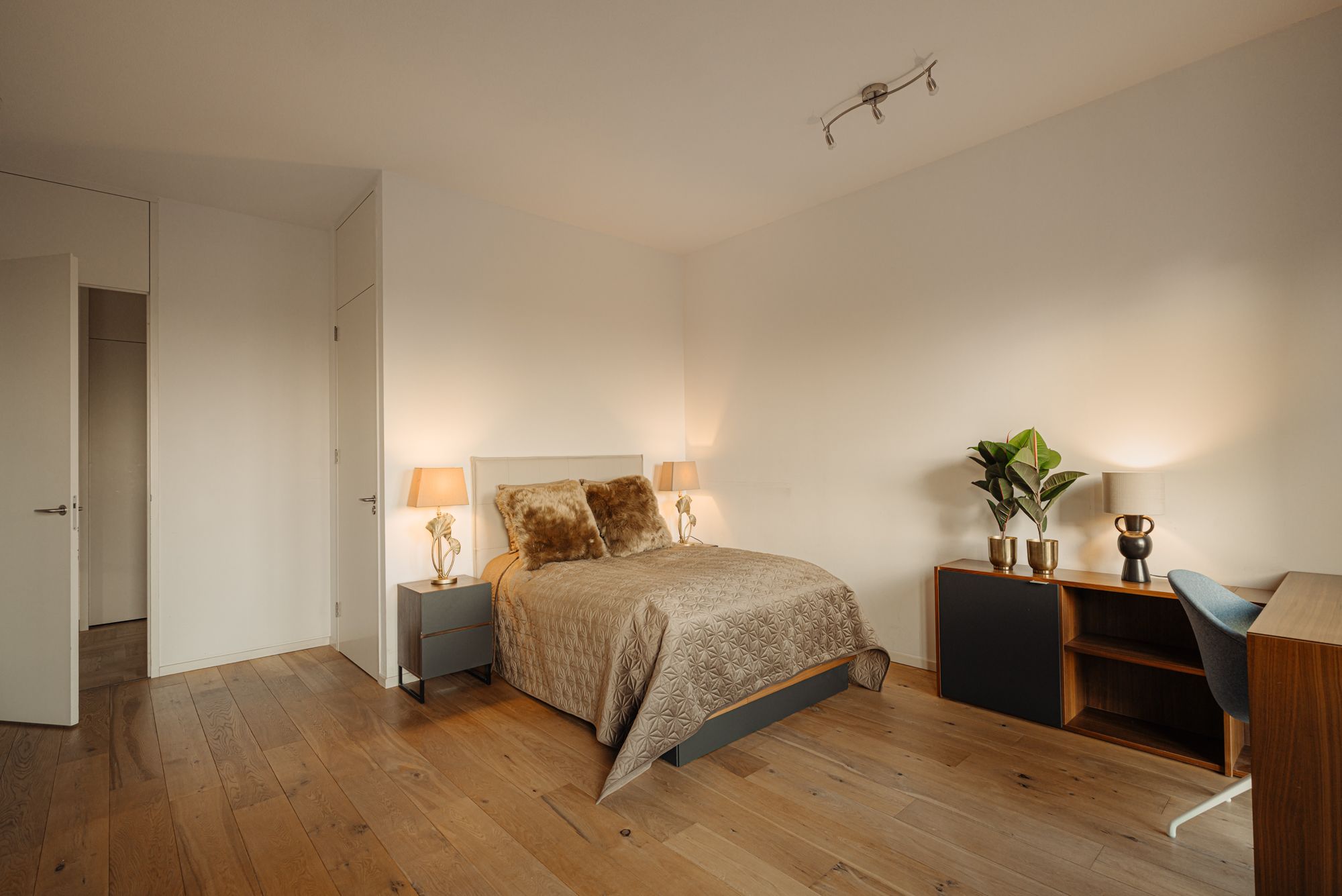 Foto 18 van Gustav Mahlerplein 195