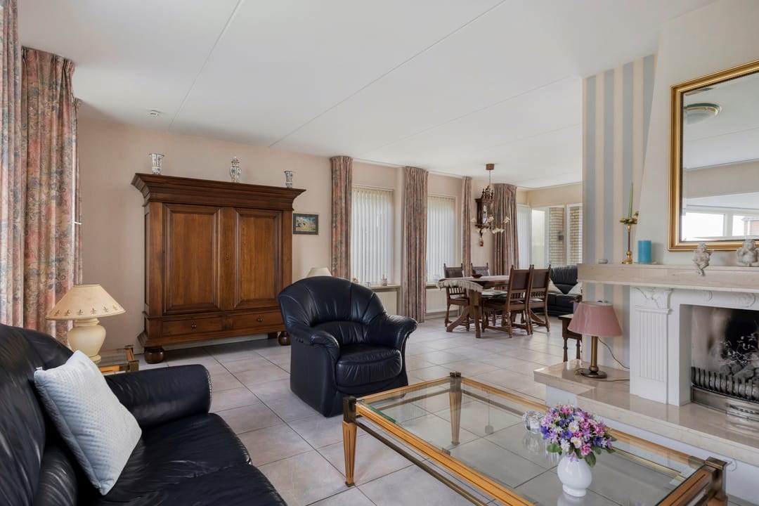 Foto 2 van Velgert 7