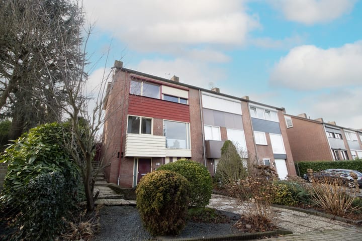 Photo 1 of Adriaen Brouwerstraat 3