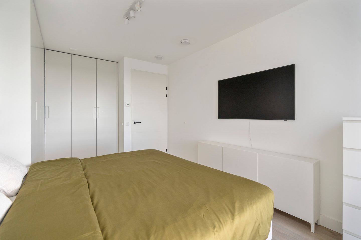 Photo 20 of Galileistate 201