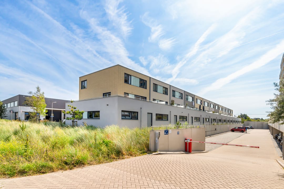 Photo 37 of Galileistate 201