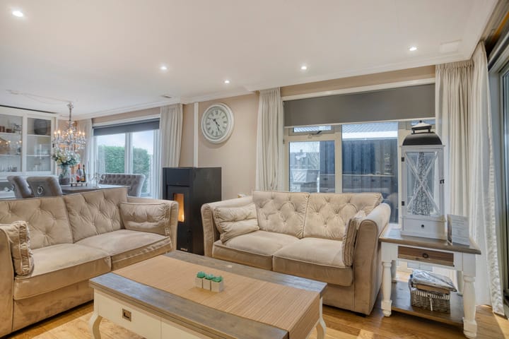 Bredeweg 66-b48 main image