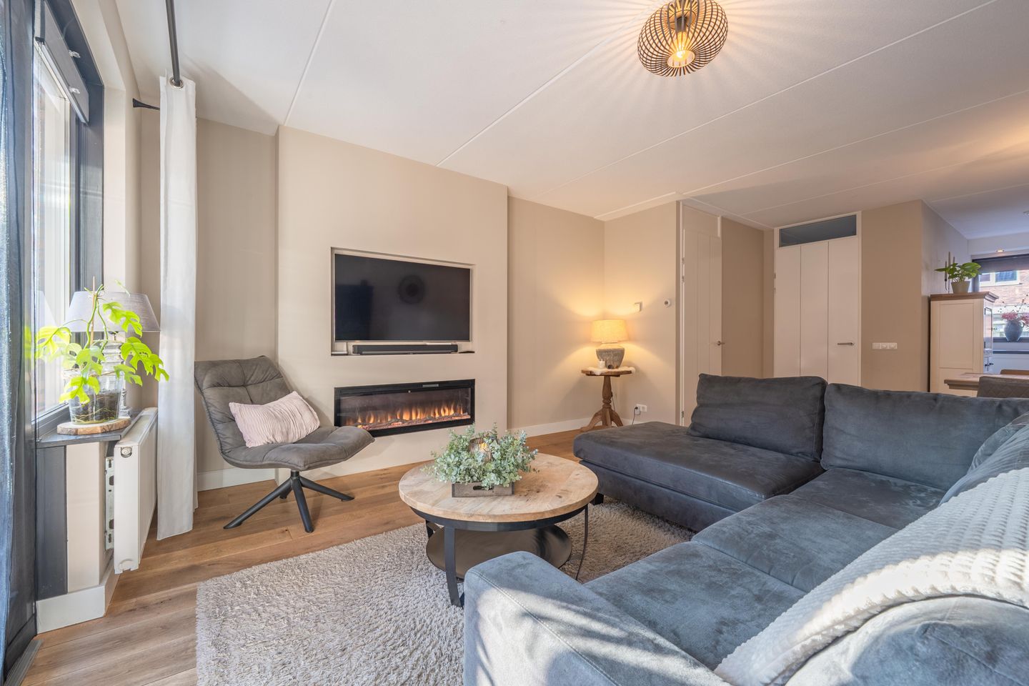 Foto 19 van Meester J van Dolderenstraat 19