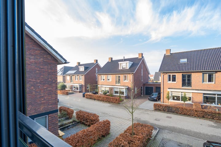 Photo 50 of Meester J van Dolderenstraat 19