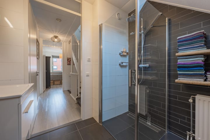 Photo 55 of Meester J van Dolderenstraat 19