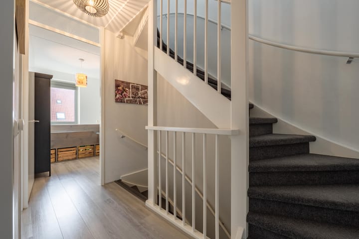 Photo 56 of Meester J van Dolderenstraat 19