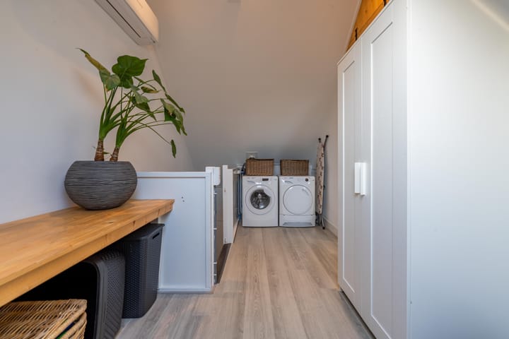 Photo 59 of Meester J van Dolderenstraat 19