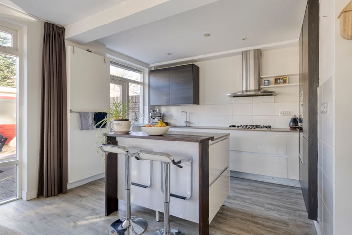 Foto 18 van Pieter de Hoochlaan 1