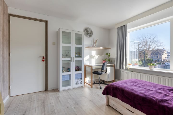 Foto 30 van Pieter de Hoochlaan 1