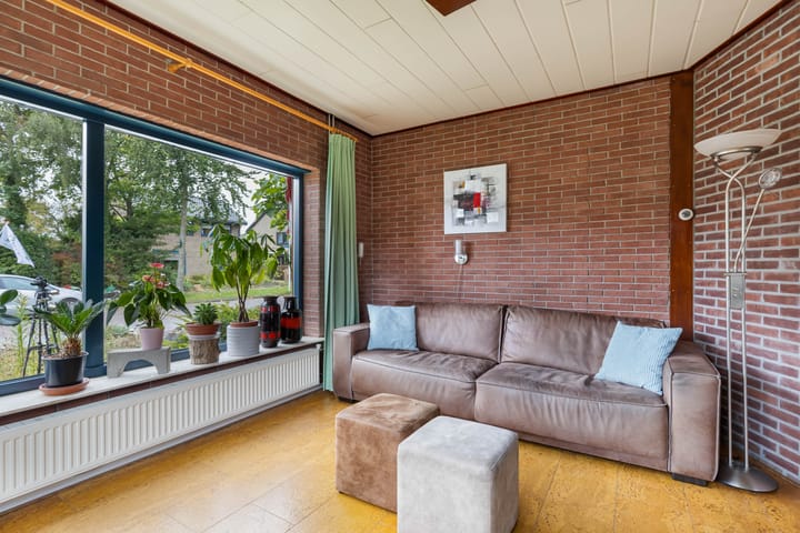 Foto 19 van Julianalaan 2-A