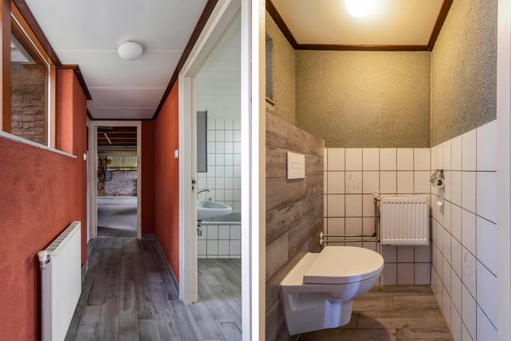 Foto 27 van Julianalaan 2-A