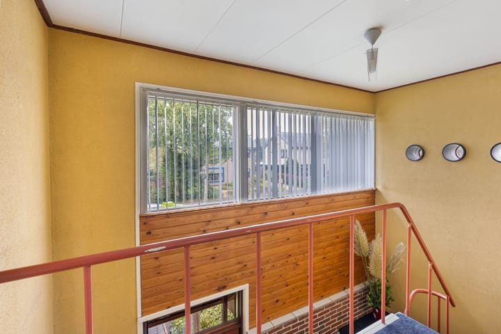 Foto 32 van Julianalaan 2-A