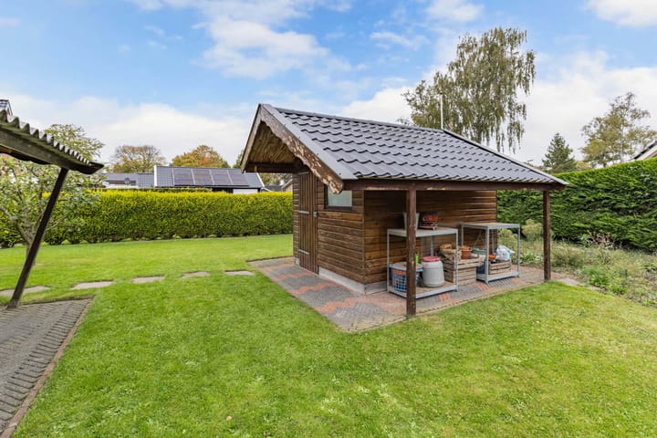 Foto 46 van Julianalaan 2-A