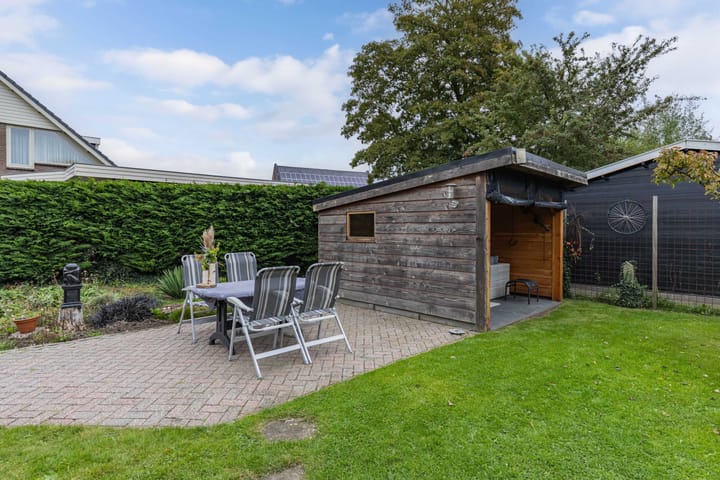 Foto 48 van Julianalaan 2-A