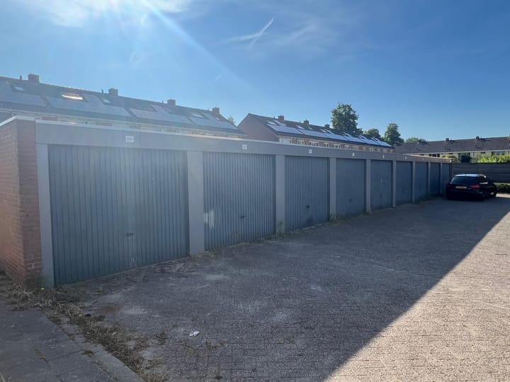 Photo 2 of Hertog Albrechtstraat 324-A