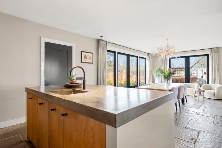 Foto 22 van Damweg 73