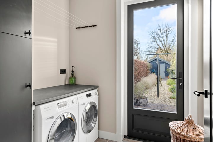 Foto 25 van Damweg 73