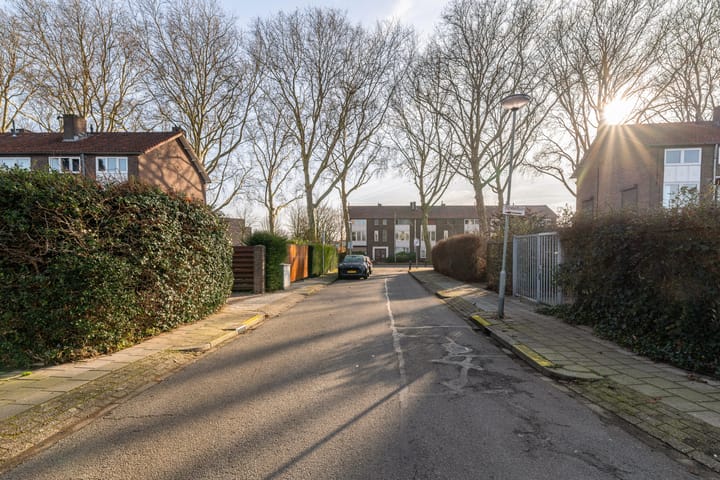 Foto 31 van Dr. Ariënsstraat 30