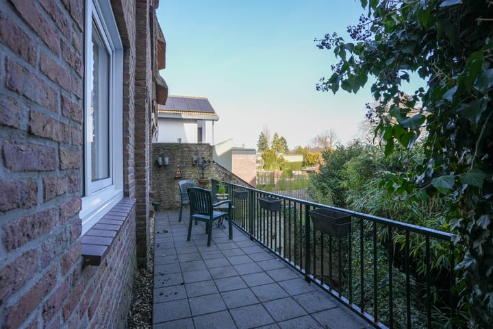 Foto 17 van Akerstraat 145