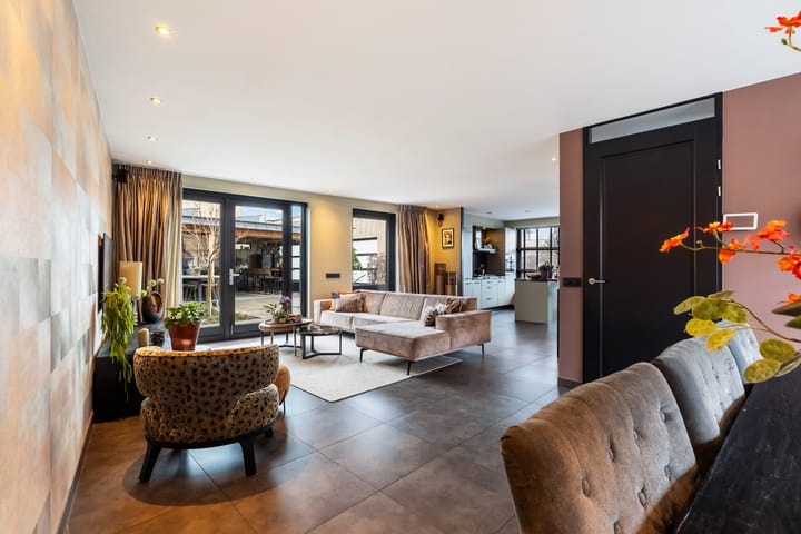 Foto 13 van Slangekruid 145