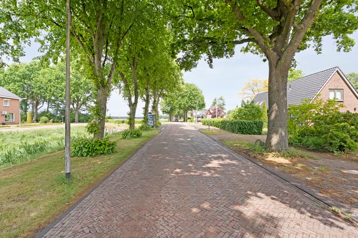 Photo 3 of Dorpsstraat 80