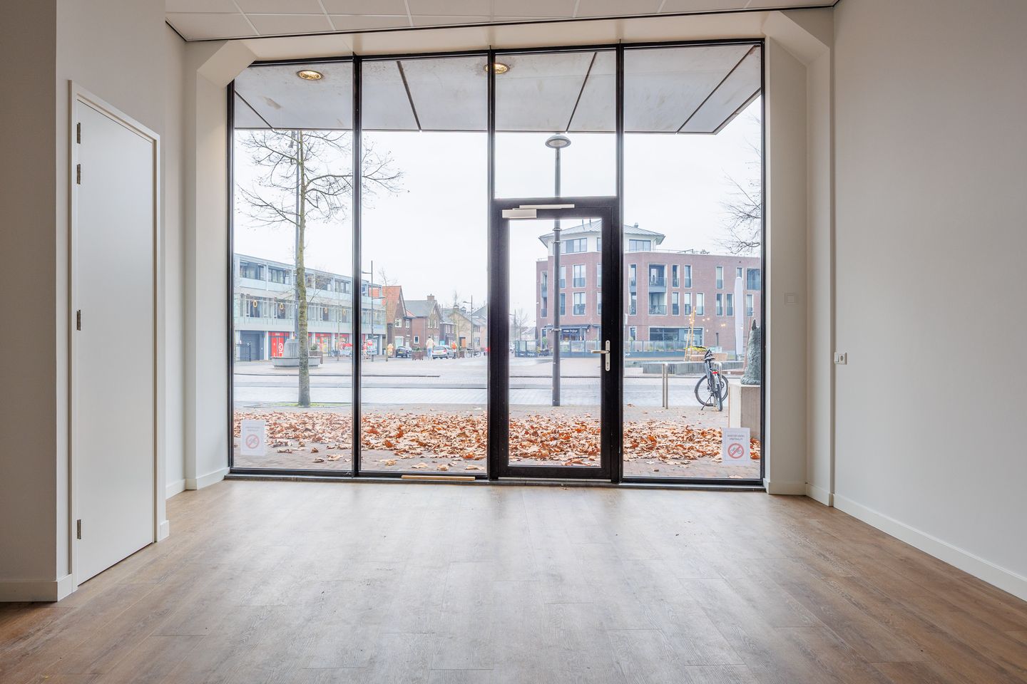 View photo 4 of Zandstraat 64