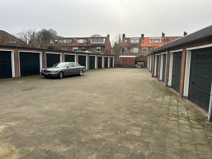 Burgemeester Brugplein 4, Leiderdorp