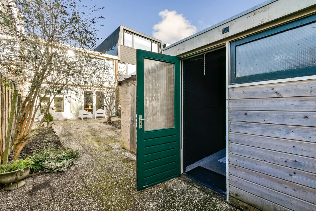 Photo 22 of Flakkeestraat 32