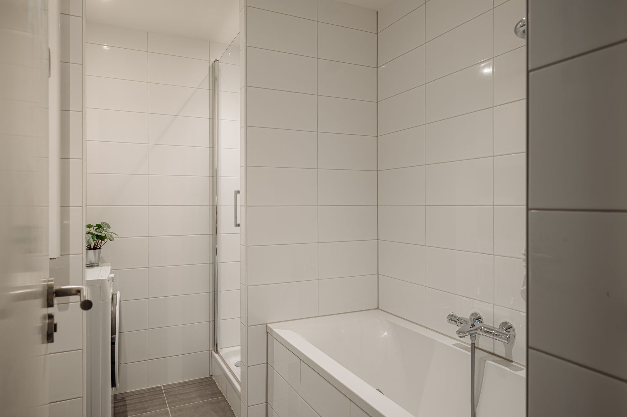 Foto 15 van Van Nijenrodeweg 80