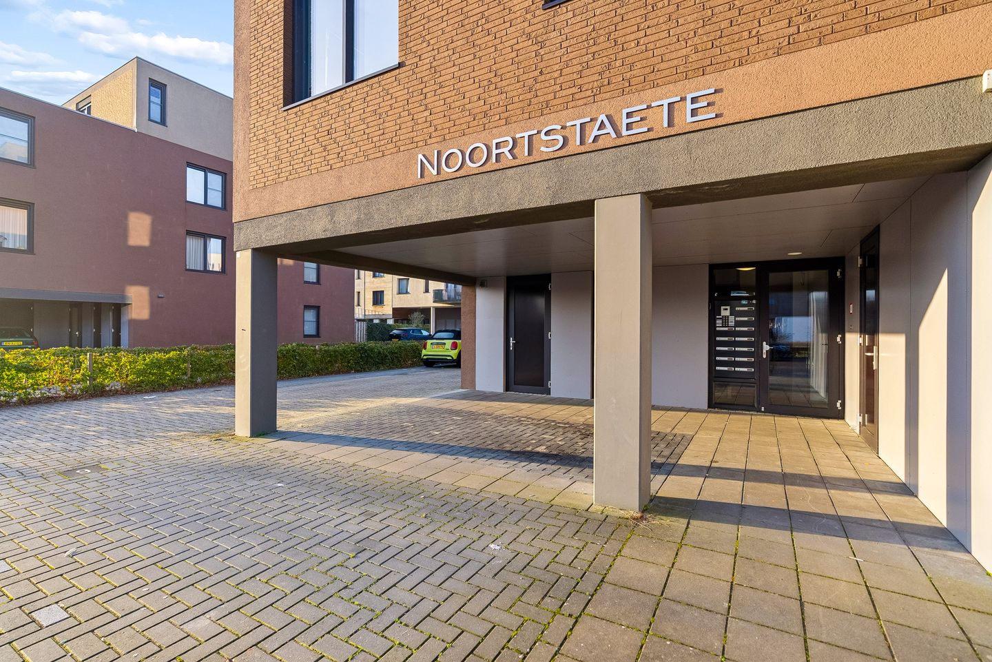 Photo 5 of Olivier van Noortstraat 8-C