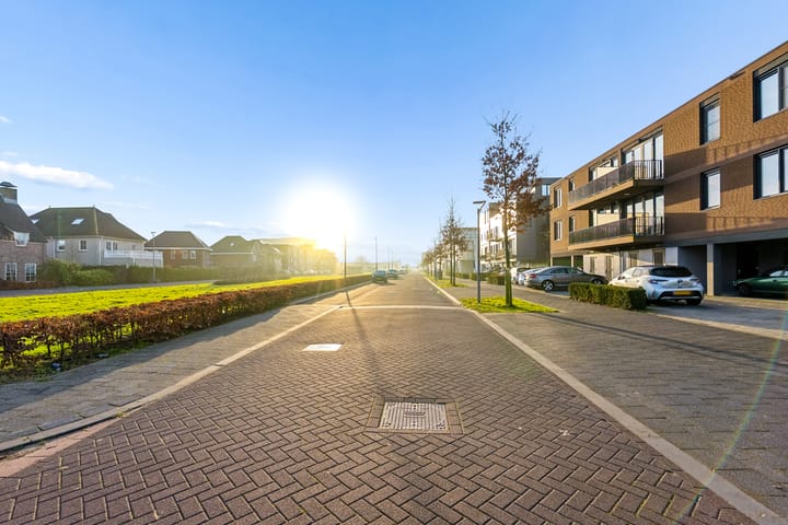 Foto 27 van Olivier van Noortstraat 8-C