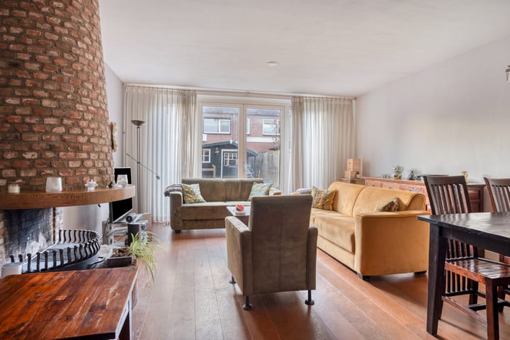 Foto 5 van Duivenhof 9