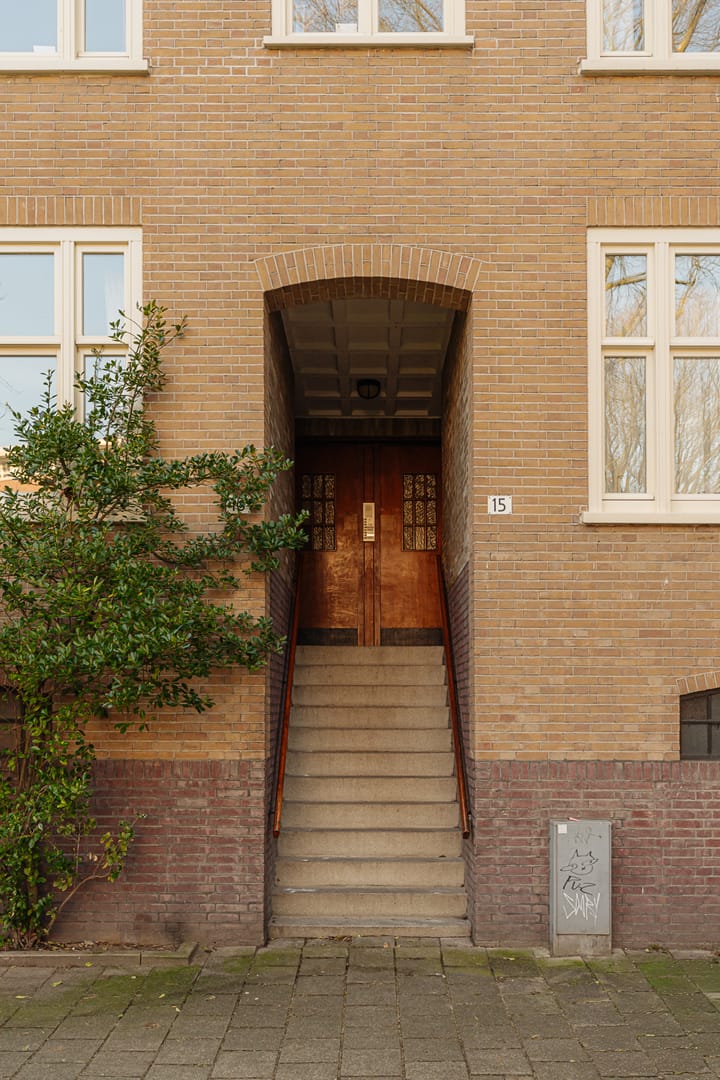 Photo 4 of Geuzenstraat 15-1