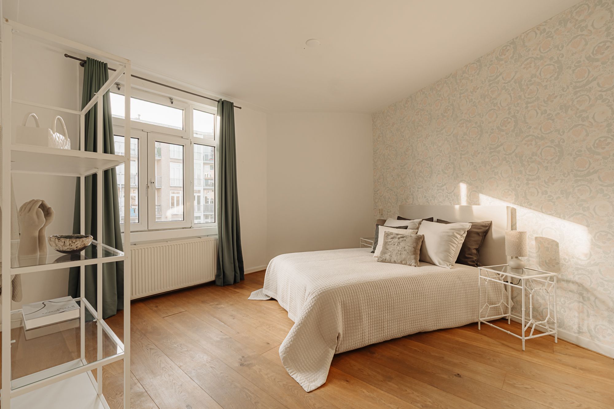 Photo 15 of Geuzenstraat 15-1