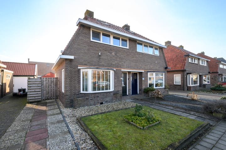 Foto 35 van Mr Halbe Binnertsstraat 10