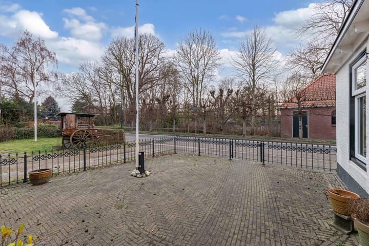 Foto 2 van Bitgumerdyk 3