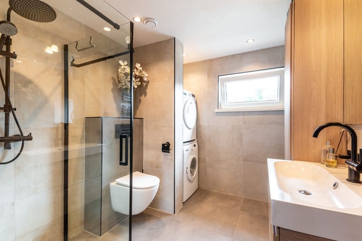 Photo 2 of Alban Bergstraat 6