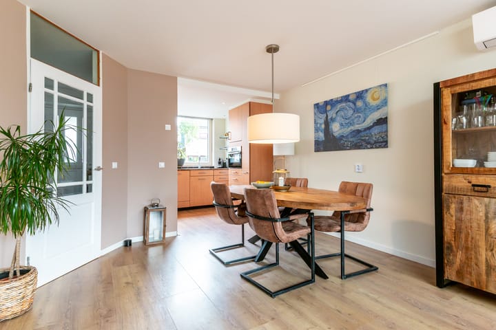 Foto 18 van Alban Bergstraat 6