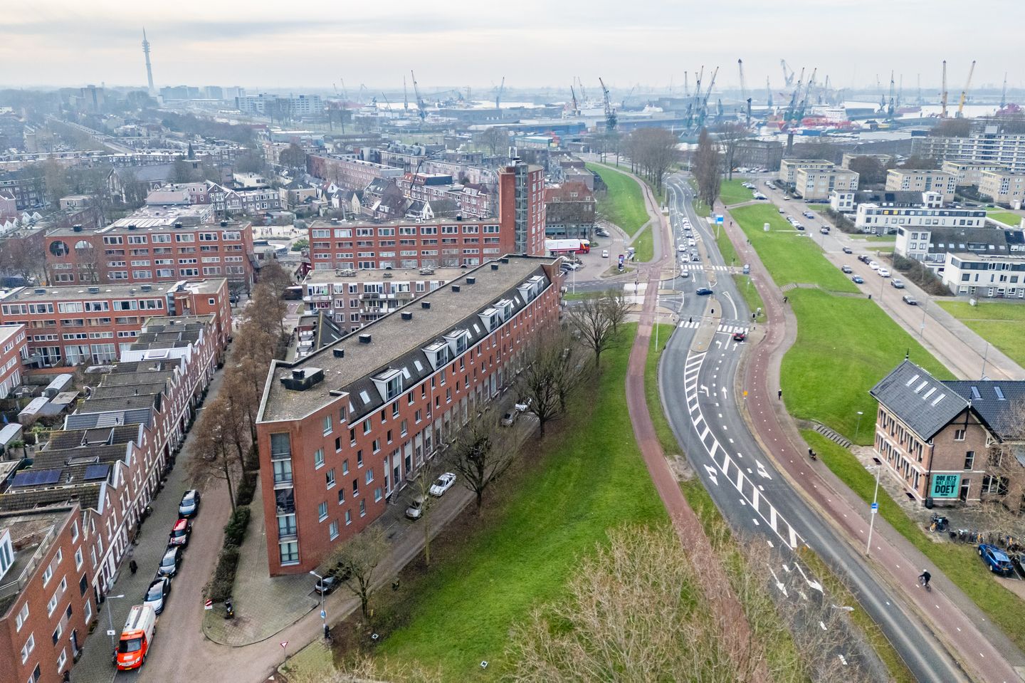 Foto 5 van Dokstraat 49