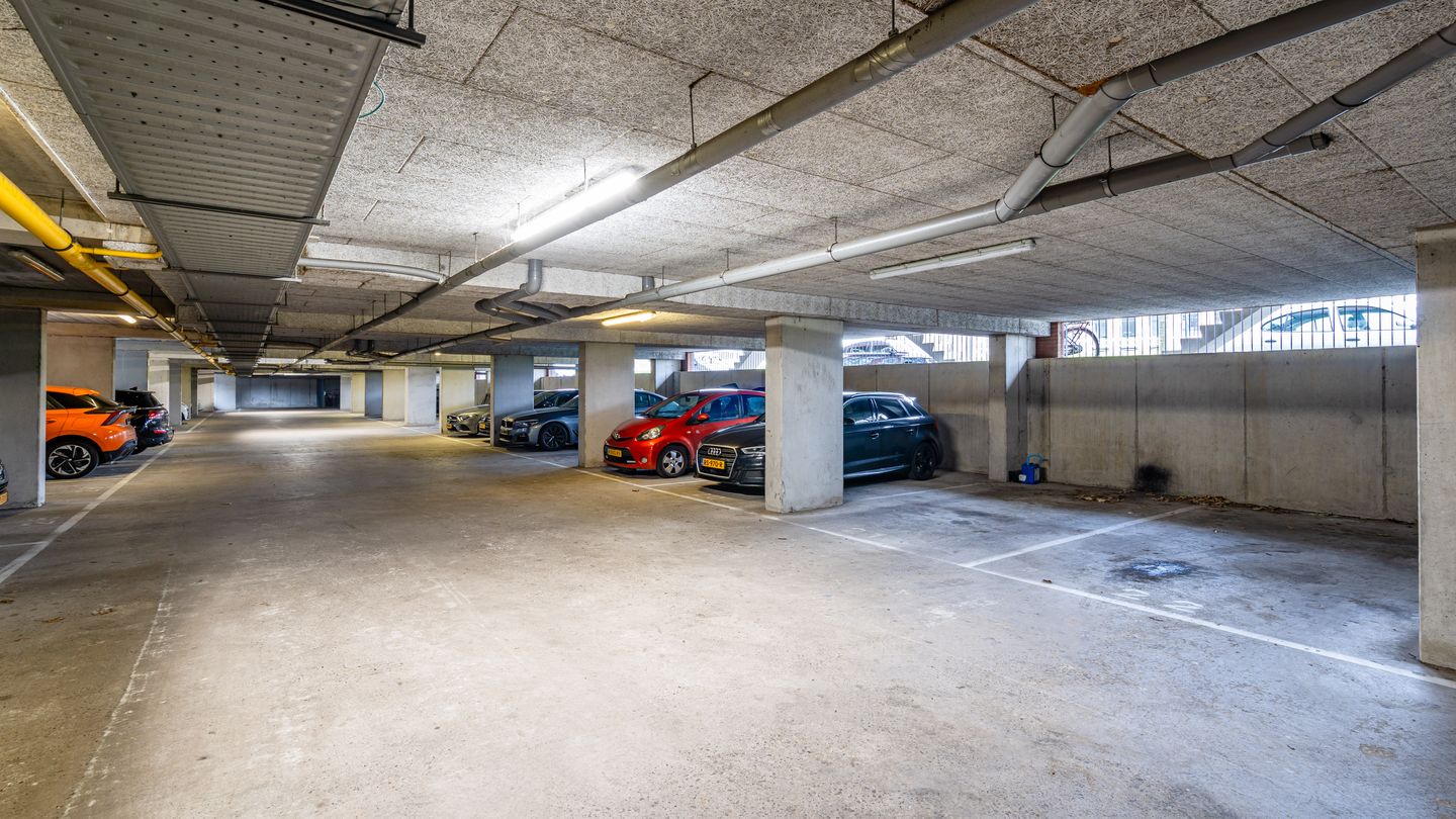 Foto 34 van Dokstraat 49