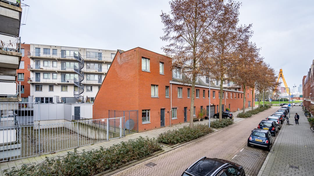 Foto 32 van Dokstraat 49