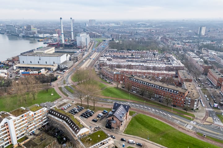 Foto 39 van Dokstraat 49