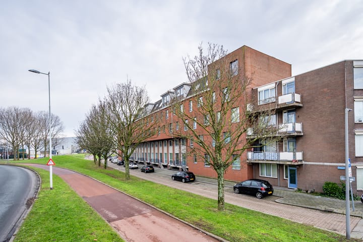 Foto 40 van Dokstraat 49