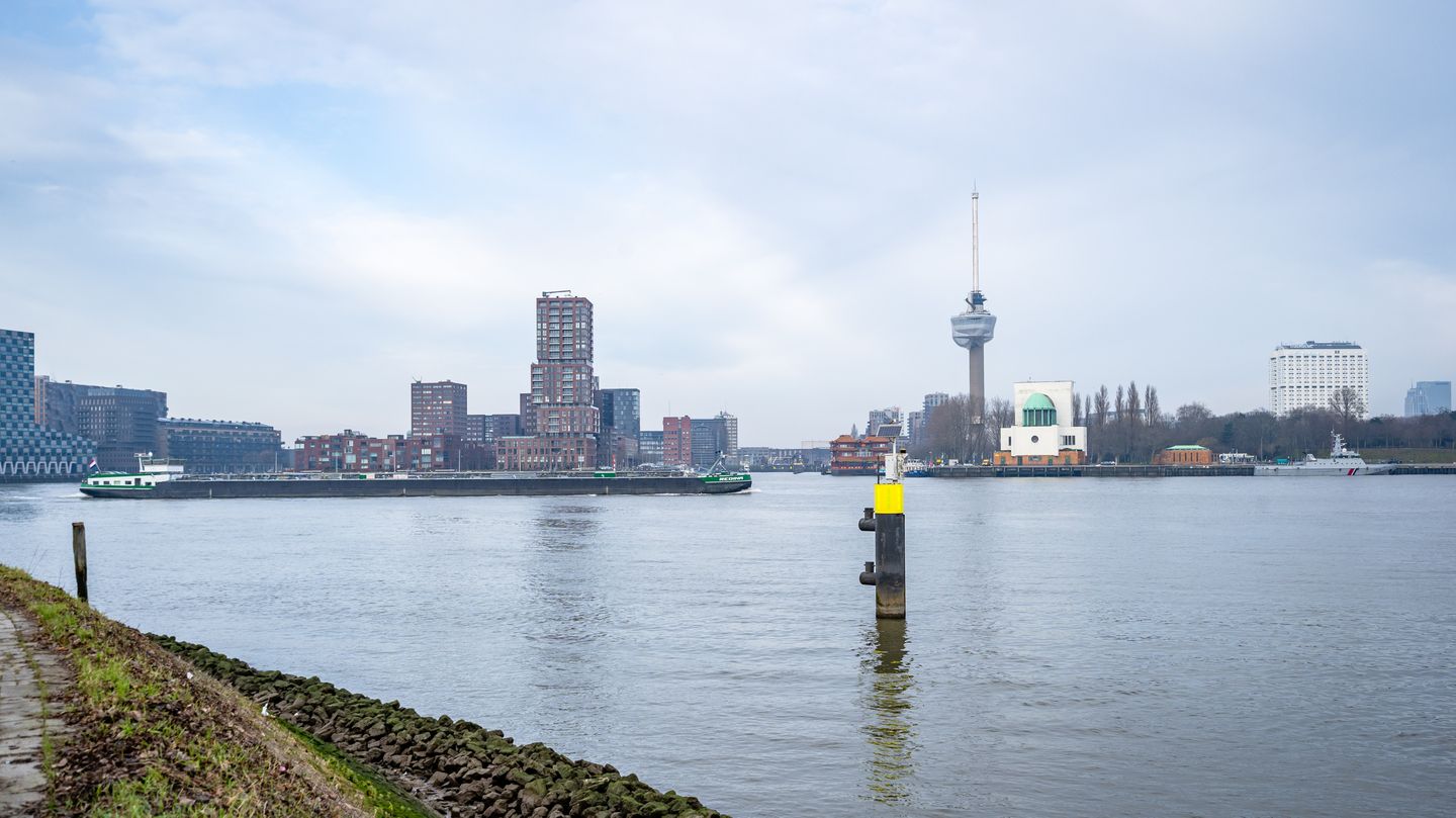 Foto 44 van Dokstraat 49