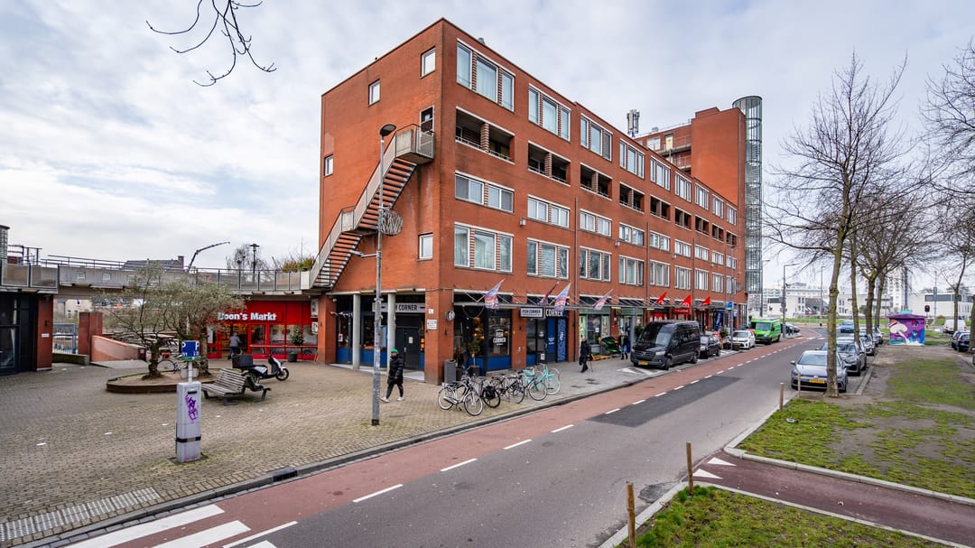 Foto 41 van Dokstraat 49